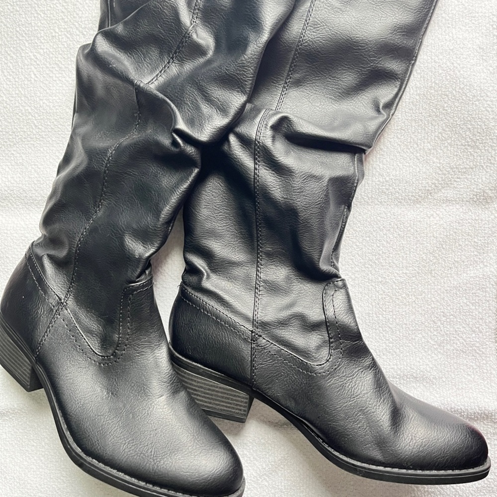 Black Low-Heel Riding Boots NWT